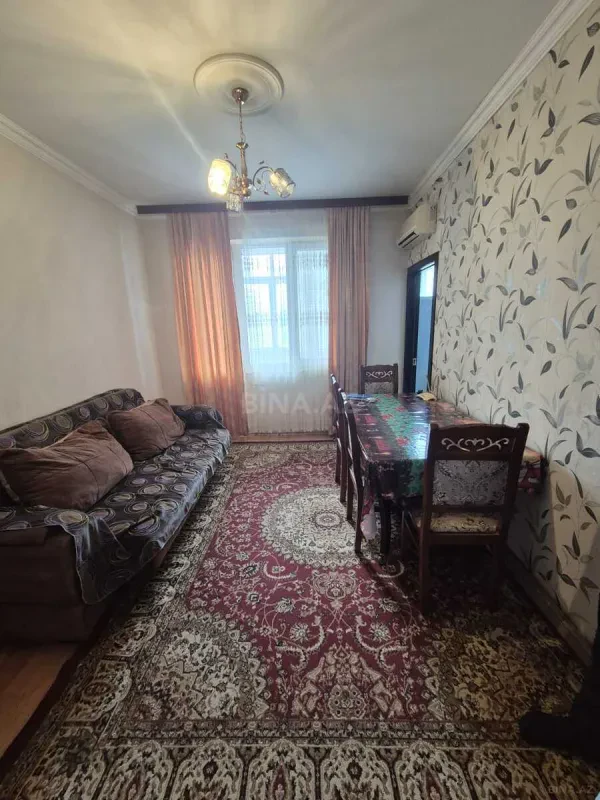Kirayə verilir 2 otaqlı mənzil 43 m²