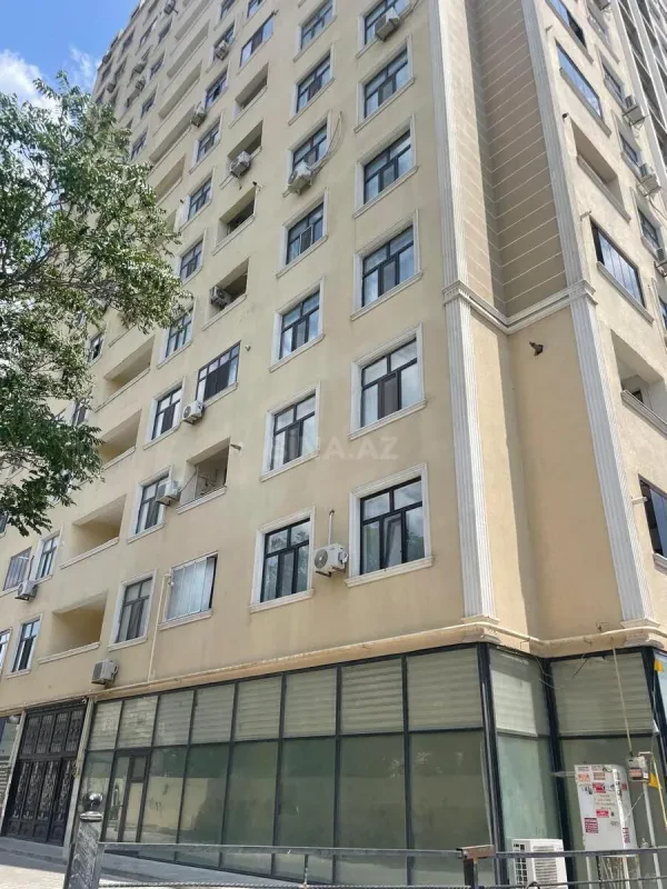 Satılır 3 otaqlı mənzil 125 m²