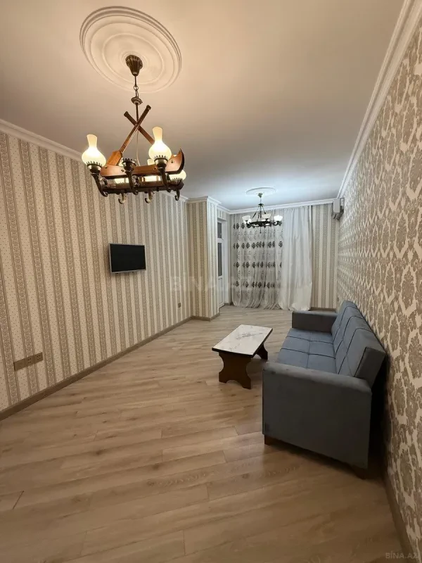 Kirayə verilir 2 otaqlı mənzil 70 m²