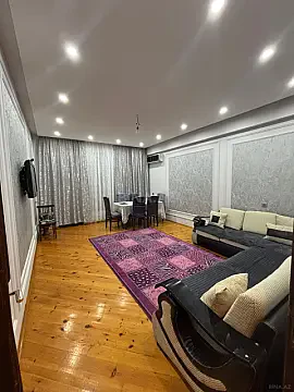 Satılır 2 otaqlı mənzil 70 m² — Bakı, Həzi Aslanov qəs. 2 otaq 70.00 m²