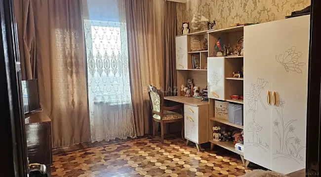 Satılır 4 otaqlı mənzil 120 m² — Bakı, Həzi Aslanov qəs. 4 otaq 120.00 m²