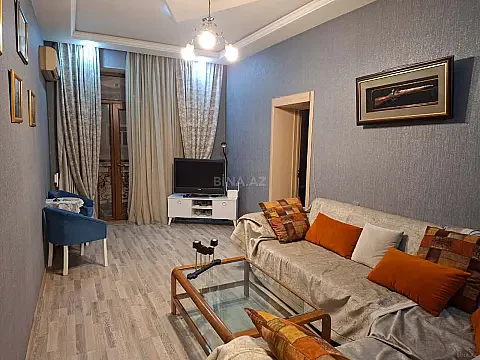Kirayə verilir 2 otaqlı mənzil 52 m² — Bakı, Sahil qəs. 2 otaq 52.00 m²