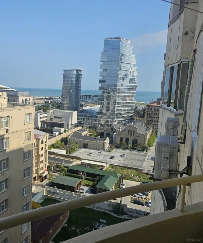 Kirayə verilir 2 otaqlı mənzil 90 m²
