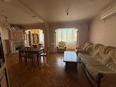 Satılır 4 otaqlı mənzil 81.6 m² — Bakı 4 otaq 81.60 m²