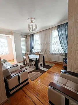 Satılır 3 otaqlı mənzil 107 m² — Bakı, Memar Əcəmi yanı 3 otaq 107.00 m²