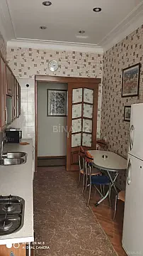 Kirayə verilir 4 otaqlı mənzil 100 m² — Bakı, Sahil qəs. 4 otaq 100.00 m²