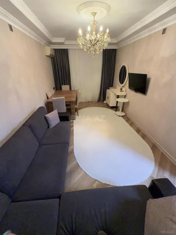 Kirayə verilir 2 otaqlı mənzil 60 m²