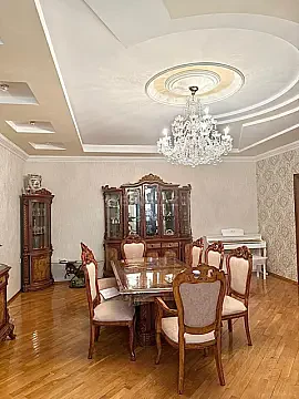 Satılır 5 otaqlı mənzil 175 m² — Bakı 5 otaq 175.00 m²