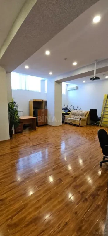 Kirayə verilir obyekt 120 m²