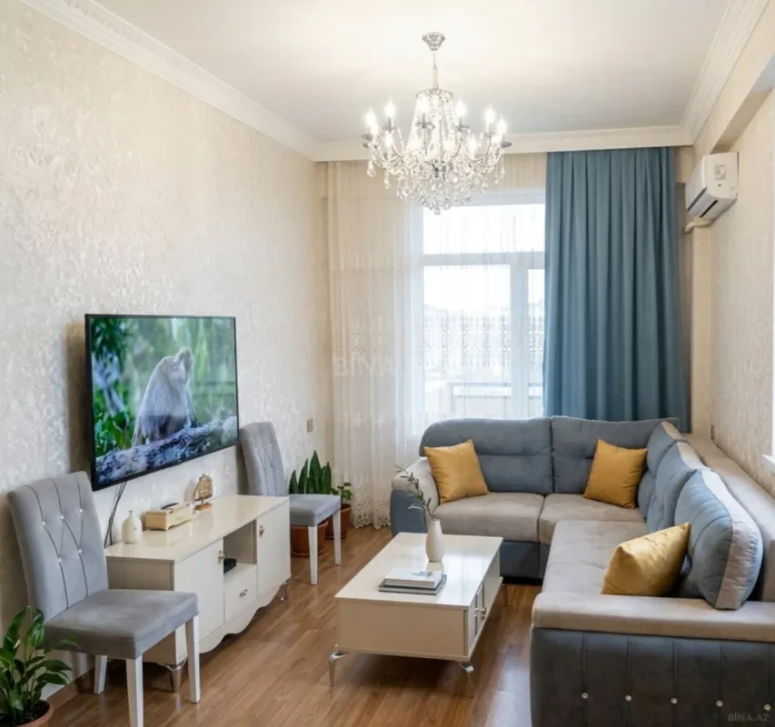 Satılır 2 otaqlı mənzil 78 m²