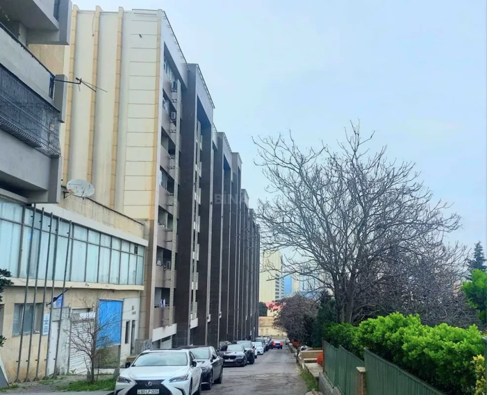 Satılır 3 otaqlı mənzil 70 m²