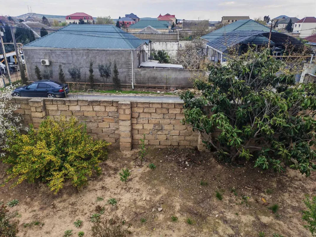 Satılır 7 otaqlı həyət evi 230 m²