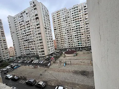 Satılır 2 otaqlı mənzil 70 m² — Bakı, Həzi Aslanov qəs. 2 otaq 70.00 m²
