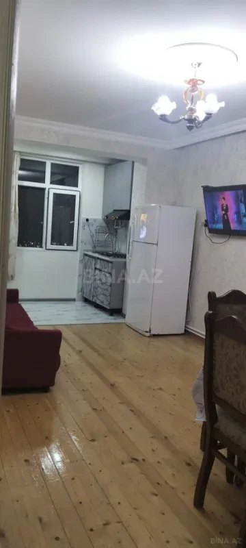 Kirayə verilir 2 otaqlı mənzil 50 m²