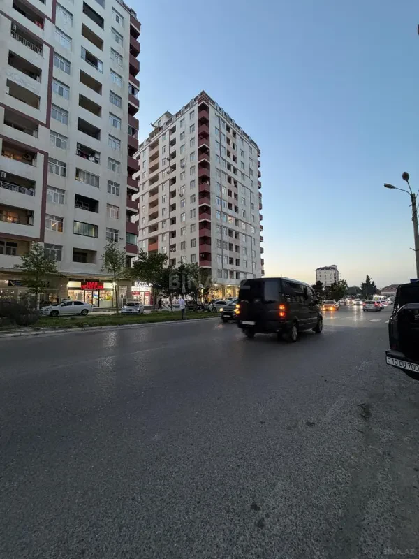 Satılır 3 otaqlı mənzil 92 m²