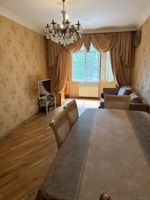 Kirayə verilir 3 otaqlı mənzil 80 m²