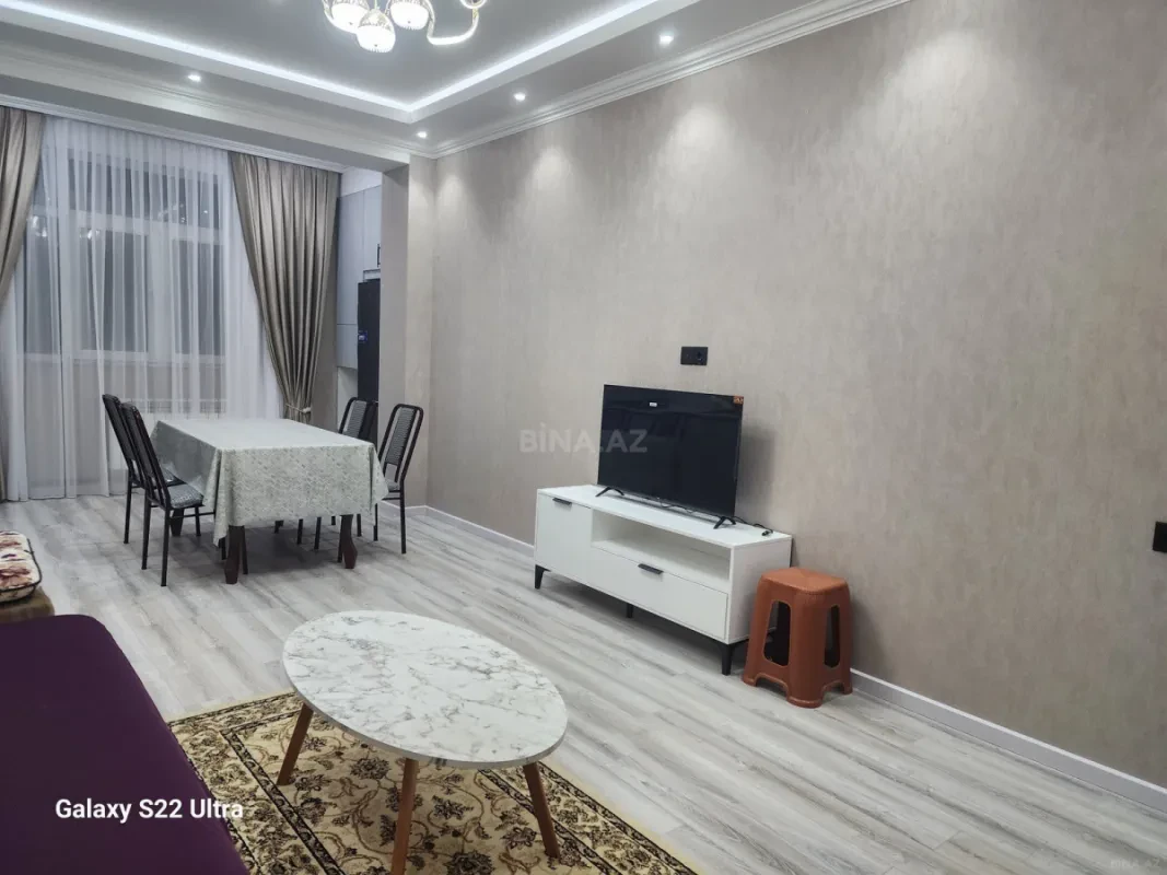 Kirayə verilir 2 otaqlı mənzil 65 m²