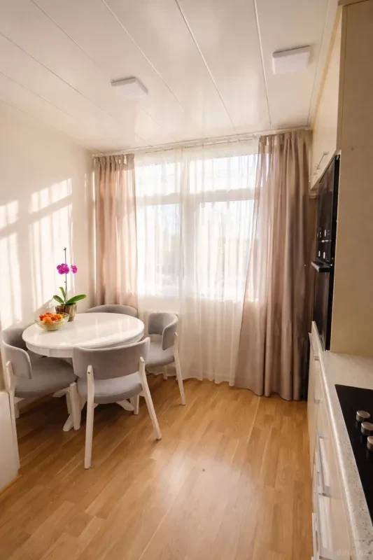 Satılır 3 otaqlı mənzil 97 m²