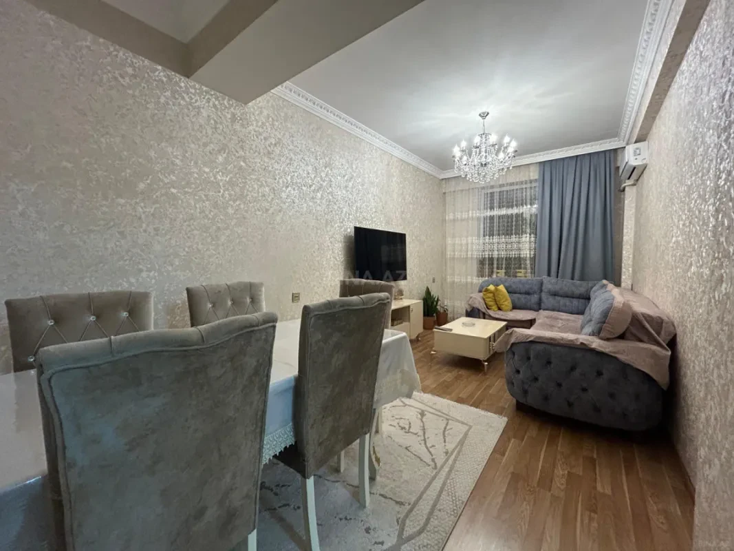 Satılır 2 otaqlı mənzil 86 m²