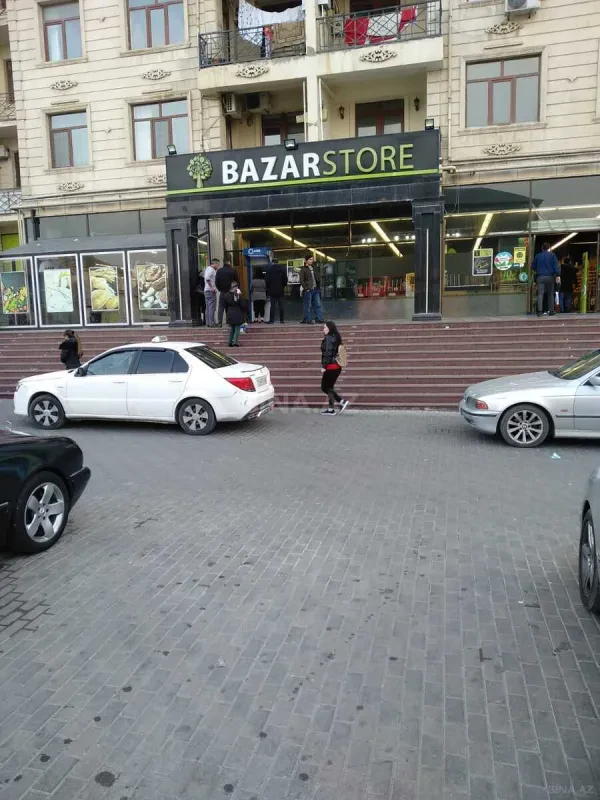 Kirayə verilir 3 otaqlı mənzil 99 m²