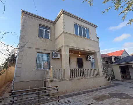 Satılır 10 otaqlı həyət evi 206 m² — Bakı 10 otaq 206.00 m²