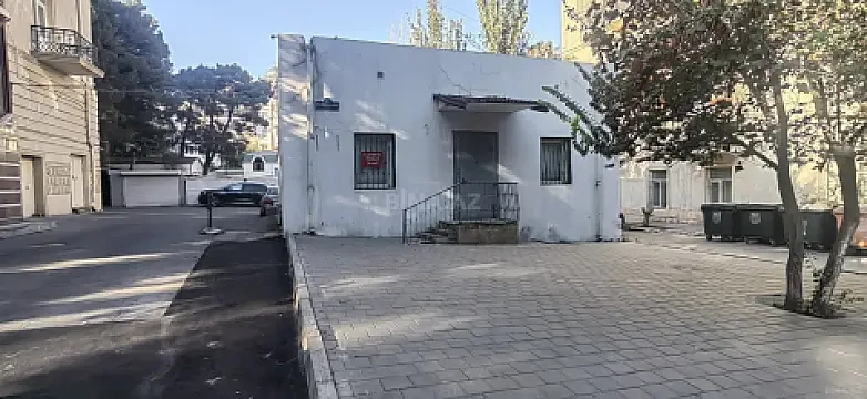 Satılır obyekt 50 m² — Bakı 50.00 m²
