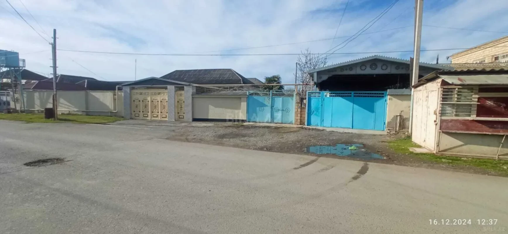 Satılır 5 otaqlı həyət evi 155 m²