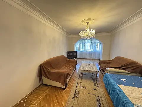 Kirayə verilir 3 otaqlı mənzil 75 m² — Bakı 3 otaq 75.00 m²
