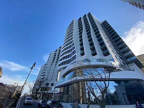 Kirayə verilir 8 otaqlı mənzil 442 m² — Bakı, Bayıl 8 otaq 442.00 m²