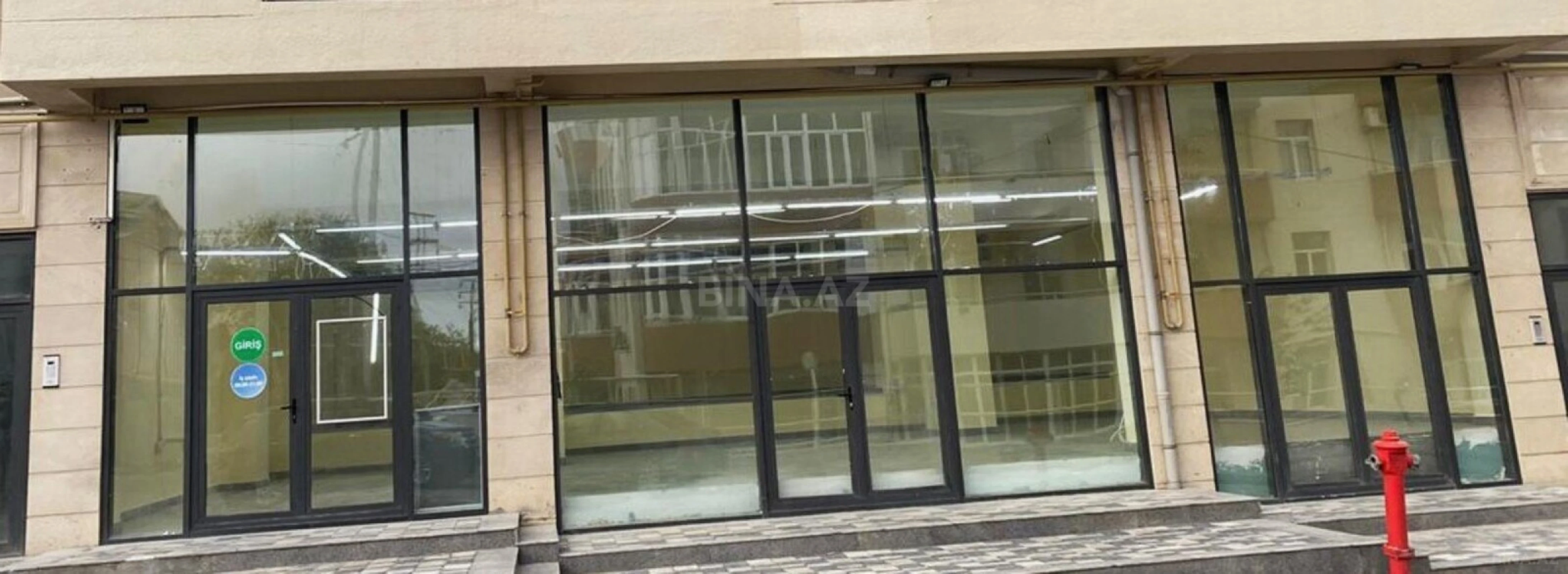 Kirayə verilir obyekt 125 m²
