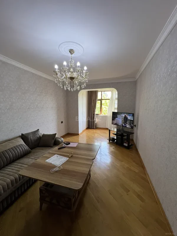 Satılır 3 otaqlı mənzil 80 m²