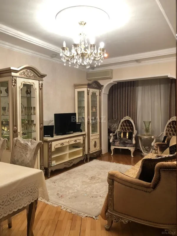 Satılır 2 otaqlı mənzil 55 m²