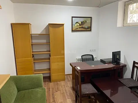 Kirayə verilir 3 otaqlı ofis 36 m² — Bakı 3 otaq 36.00 m²