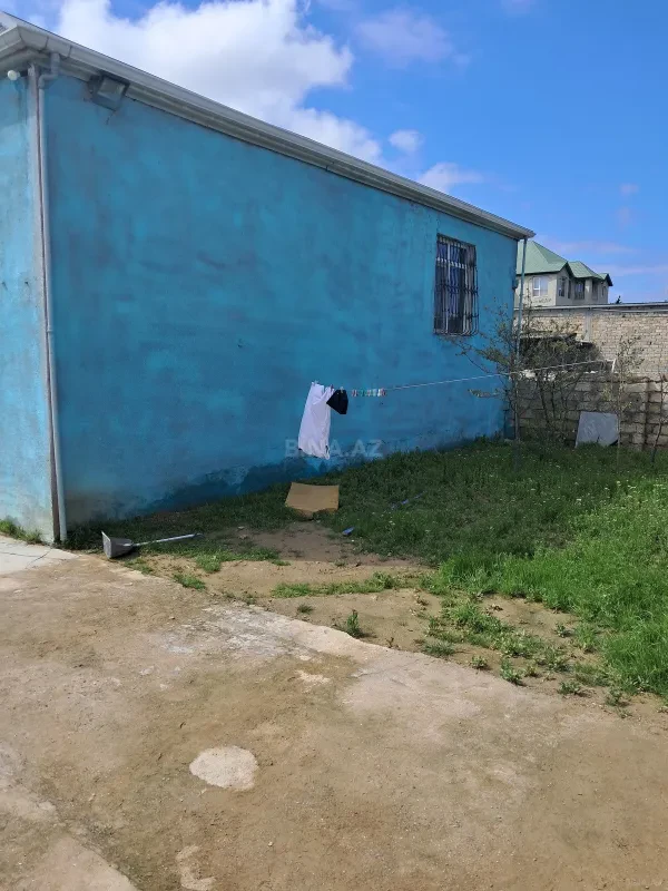 Satılır 3 otaqlı həyət evi 100 m²