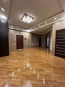 Kirayə verilir 4 otaqlı mənzil 200 m² — Bakı, Sahil qəs. 4 otaq 200.00 m²