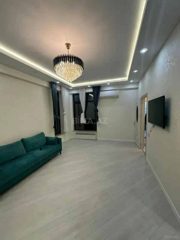 Kirayə verilir 2 otaqlı mənzil 65 m²