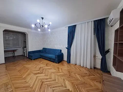 Satılır 2 otaqlı mənzil 40 m² — Bakı, İnşaatçılar 2 otaq 40.00 m²
