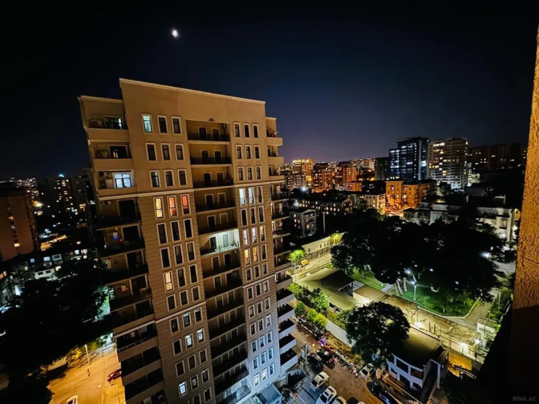 Satılır 2 otaqlı mənzil 70 m²