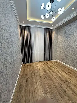 Satılır 4 otaqlı mənzil 190 m² — Bakı 4 otaq 190.00 m²