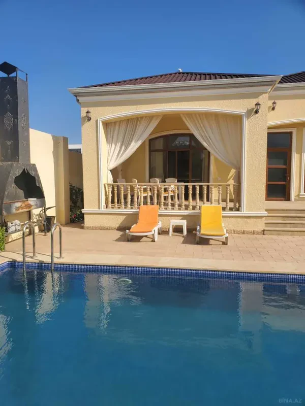 Kirayə verilir 4 otaqlı həyət evi 200 m²