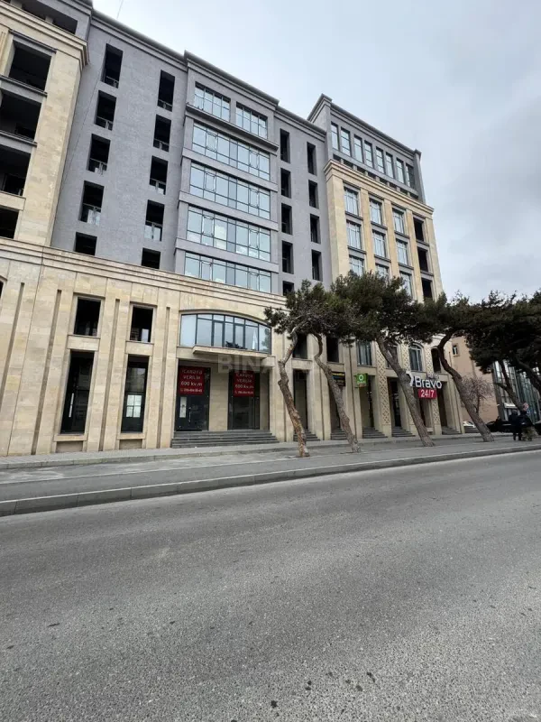 Kirayə verilir obyekt 600 m²