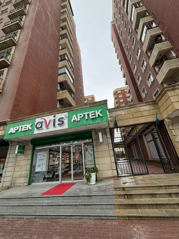 Satılır 3 otaqlı mənzil 127 m²