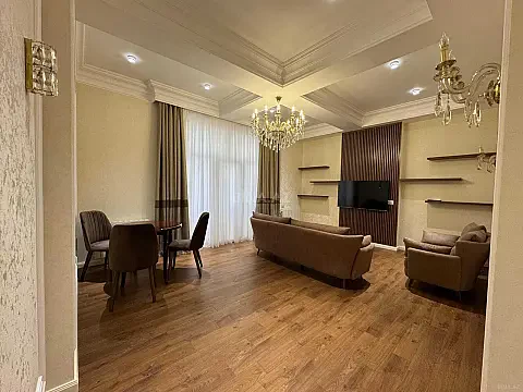 Kirayə verilir 2 otaqlı mənzil 85 m² — Bakı 2 otaq 85.00 m²