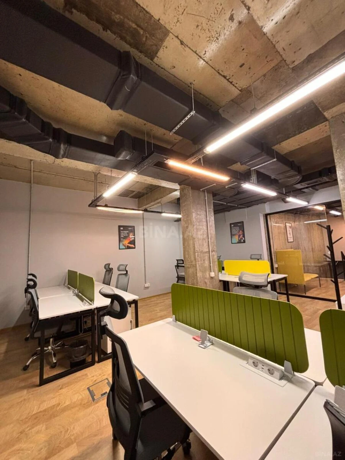 Kirayə verilir 1 otaqlı ofis 43 m²