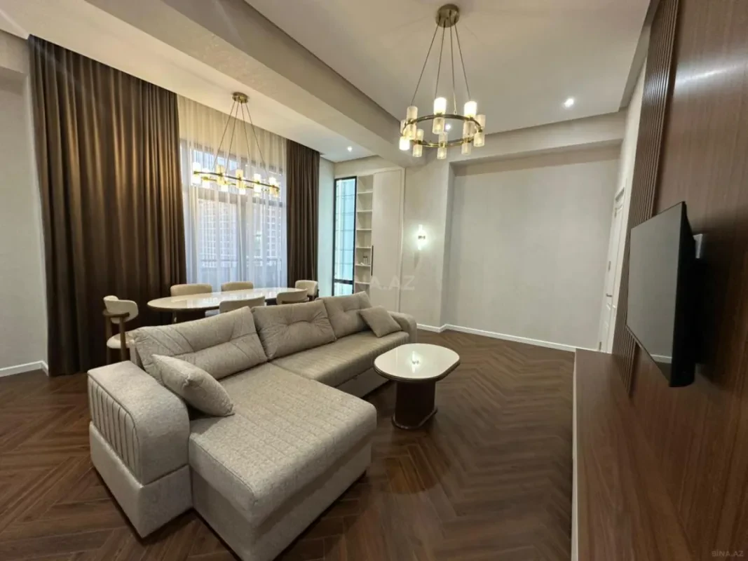 Satılır 3 otaqlı mənzil 126 m²