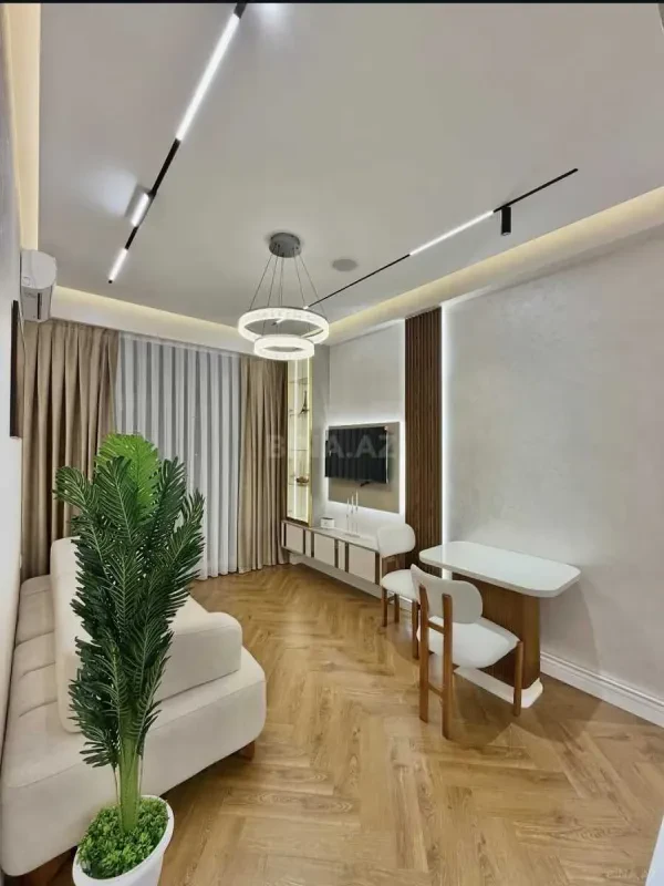 Satılır 2 otaqlı mənzil 55 m²