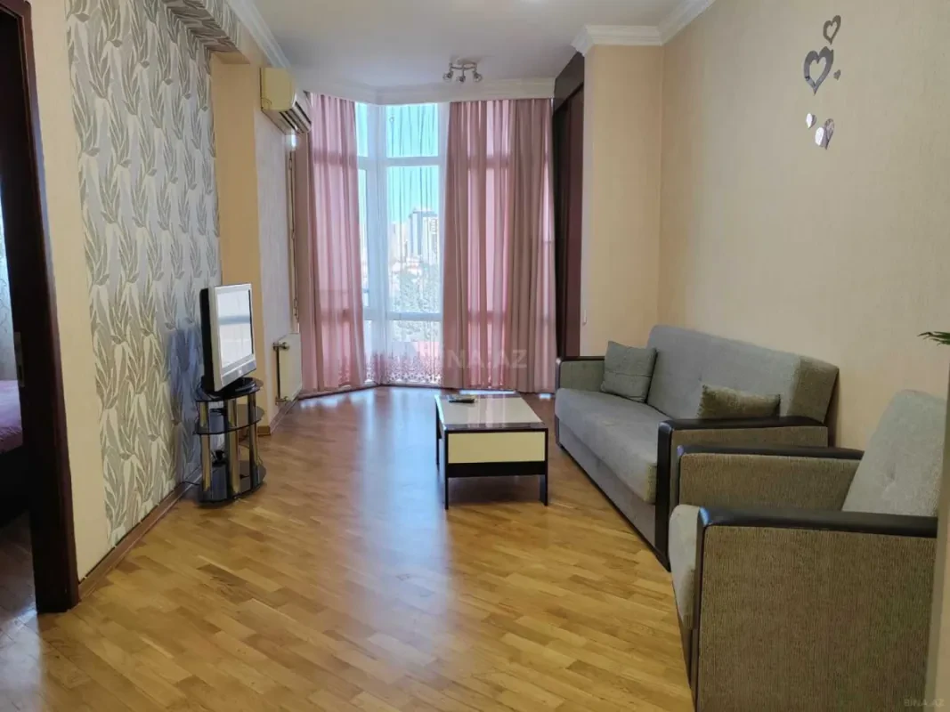 Satılır 2 otaqlı mənzil 60 m²
