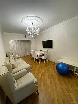 Satılır 2 otaqlı mənzil 70 m² — Bakı, Memar Əcəmi yanı 2 otaq 70.00 m²