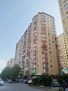 Satılır 2 otaqlı mənzil 80 m² — Bakı, İnşaatçılar 2 otaq 80.00 m²