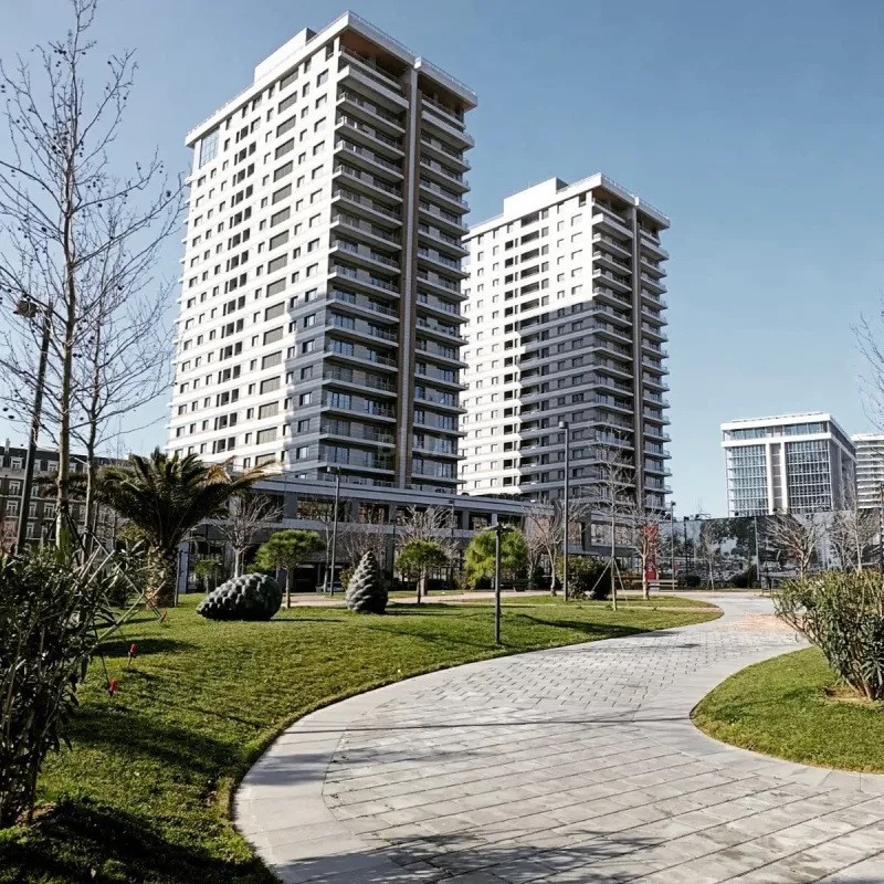 Satılır 3 otaqlı mənzil 157 m²